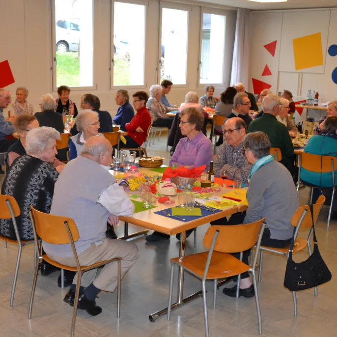 Senioren-Essen (Foto: Therese Grütter) Senioren-Essen (Foto: Therese Grütter)